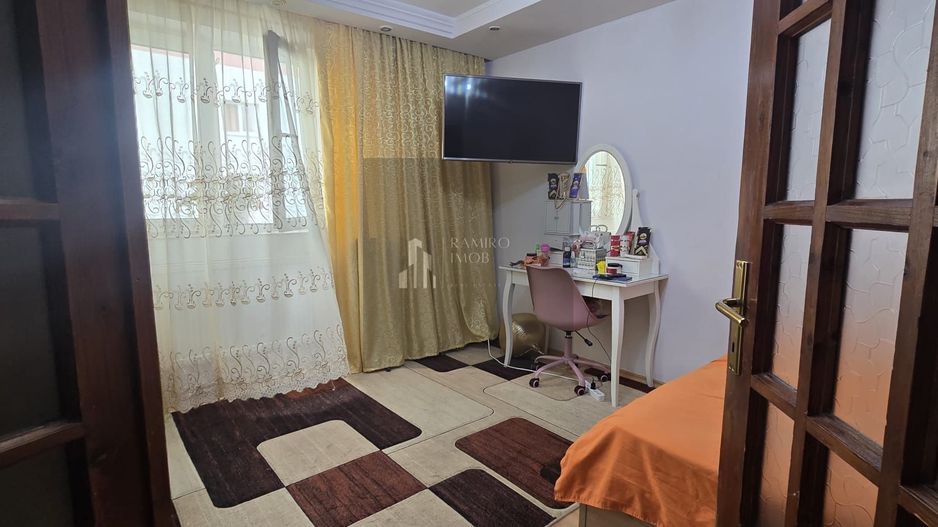 2 camere decomandat / zona Brancoveanu - Poză 2