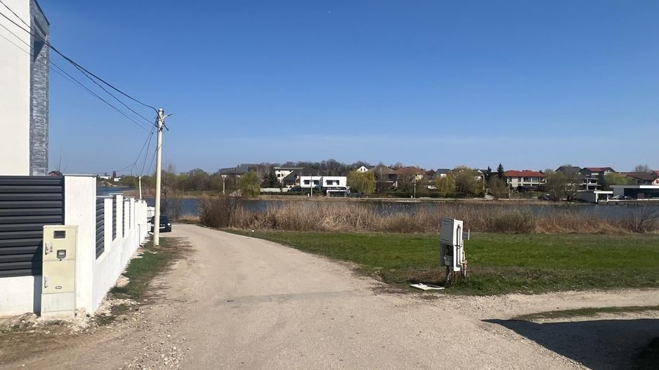 LAGUNA ALBASTRA - CORBEANCA - Poză 9