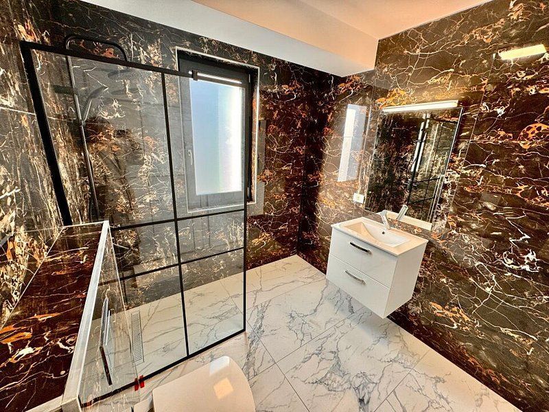 Vila cu bucatarie inclusa -otopeni central - Poză 20