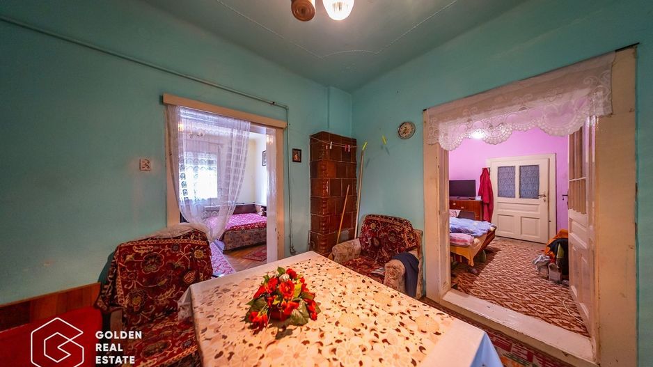 Casa cu 2 corpuri de cladire si teren 762 mp,  zona excelenta (Gradiste) - Poză 13