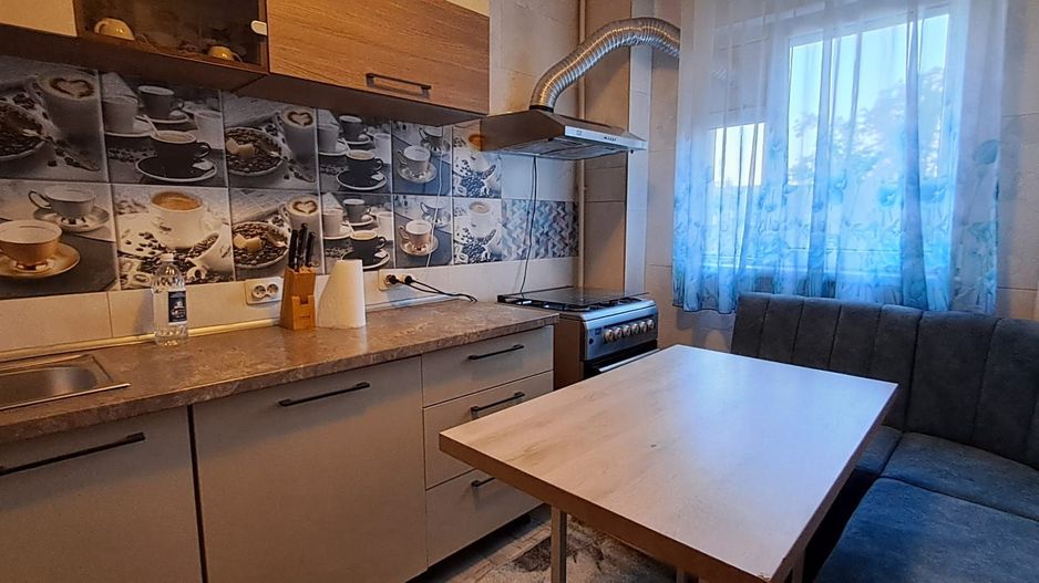RAHOVA - Calea Rahovei, stradal, 2 camere, mobilat, utilat, tramvai 32 - Poză 2