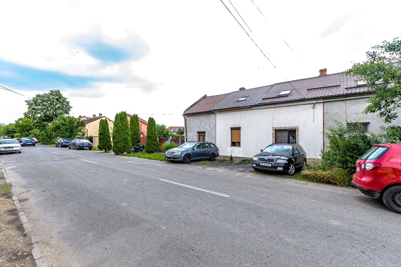 Apartament cu 2 camere, la curte comună, în Grădște. - Poză 4