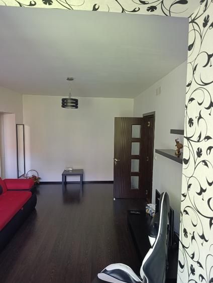 Apartament 2 camere Severinului etaj 3/4 - Poză 2