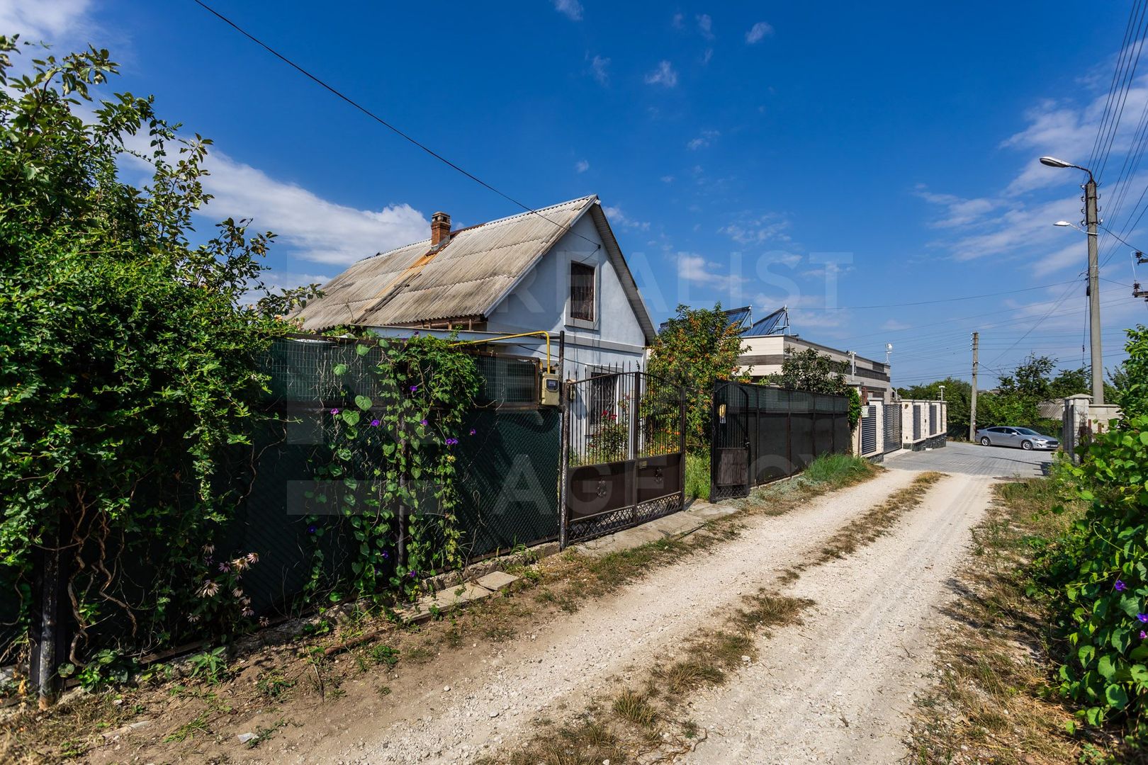 Vânzare, casă, 2 nivele, 3 camere, șoseaua Chișinău-Tighina, Sângera - Poză 3