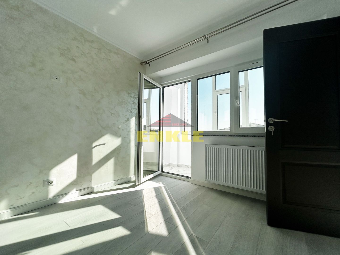 De vanzare apartament 2 camere, zona Est Clinic. - Poză 5