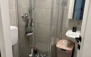 Apartament modern 3 camere 2 bai 64 mp utili si parcare zona Central - Poză 7