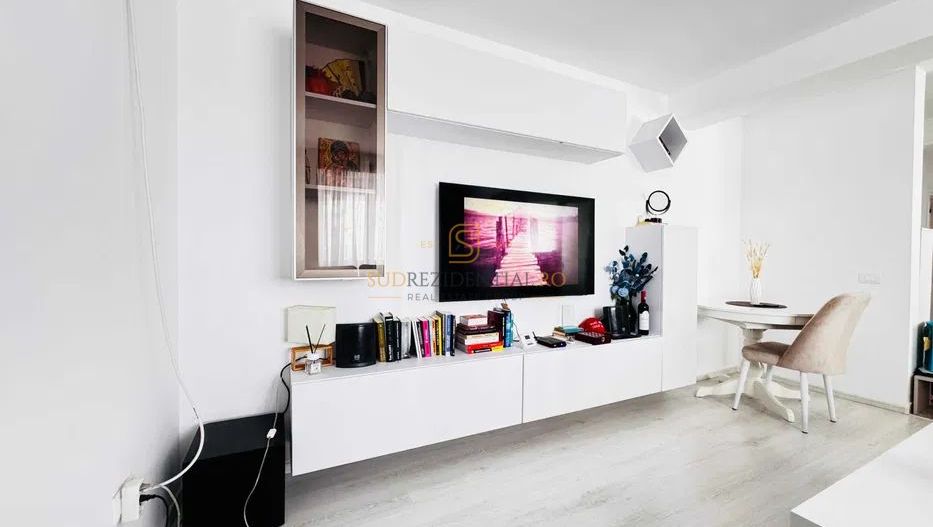 Apartament cu 2 camere, decomandat, parcare inclusa, Comision 0% - Poză 3