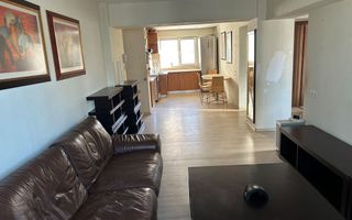 Apartament cu 3 camere, decomandat, Obor, vedere panoramică - Poză 3