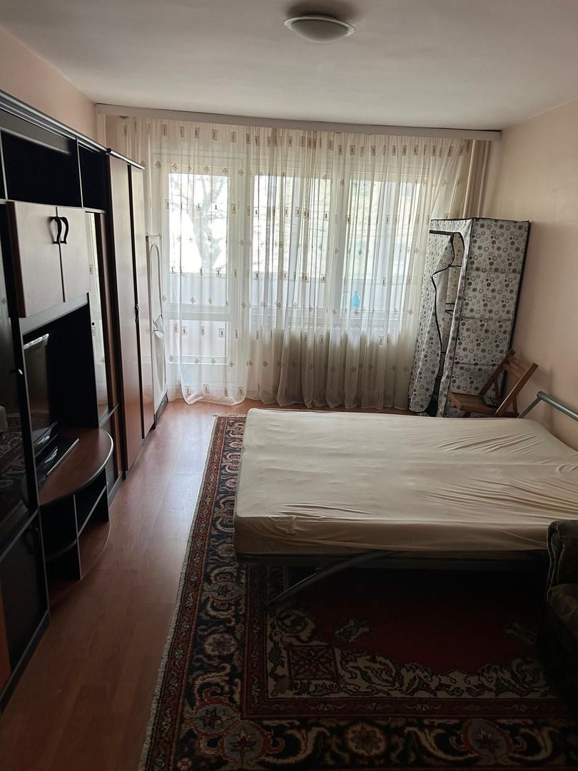 Apartament decomandat 3 camere, zona Mega Mall Pantelimon - Poză 4
