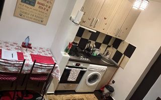 Camera de camin transformata in garsoniera! - Poză 2