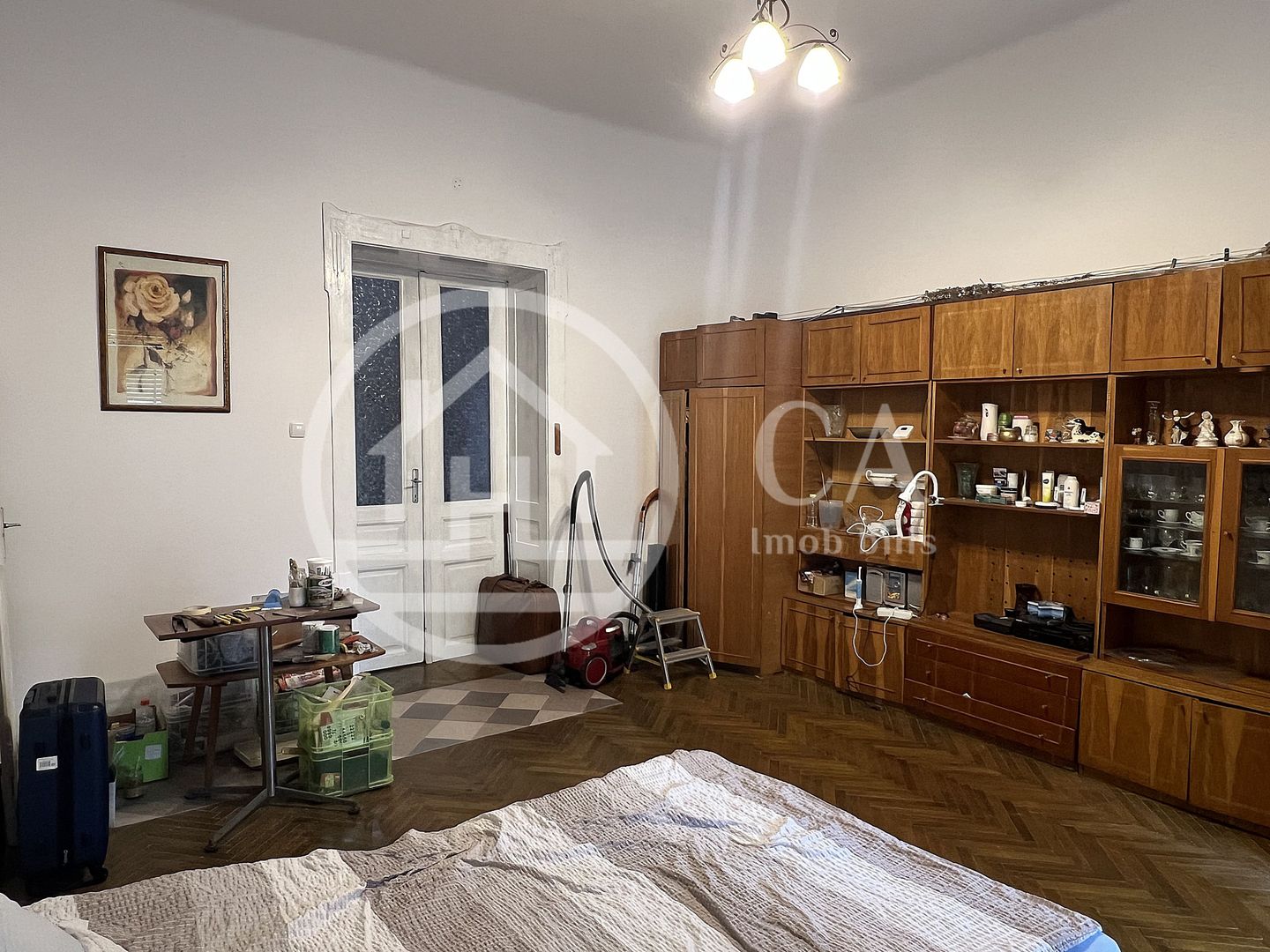 Apartament cu 3 camere de vanzare Central Oradea - Poză 2