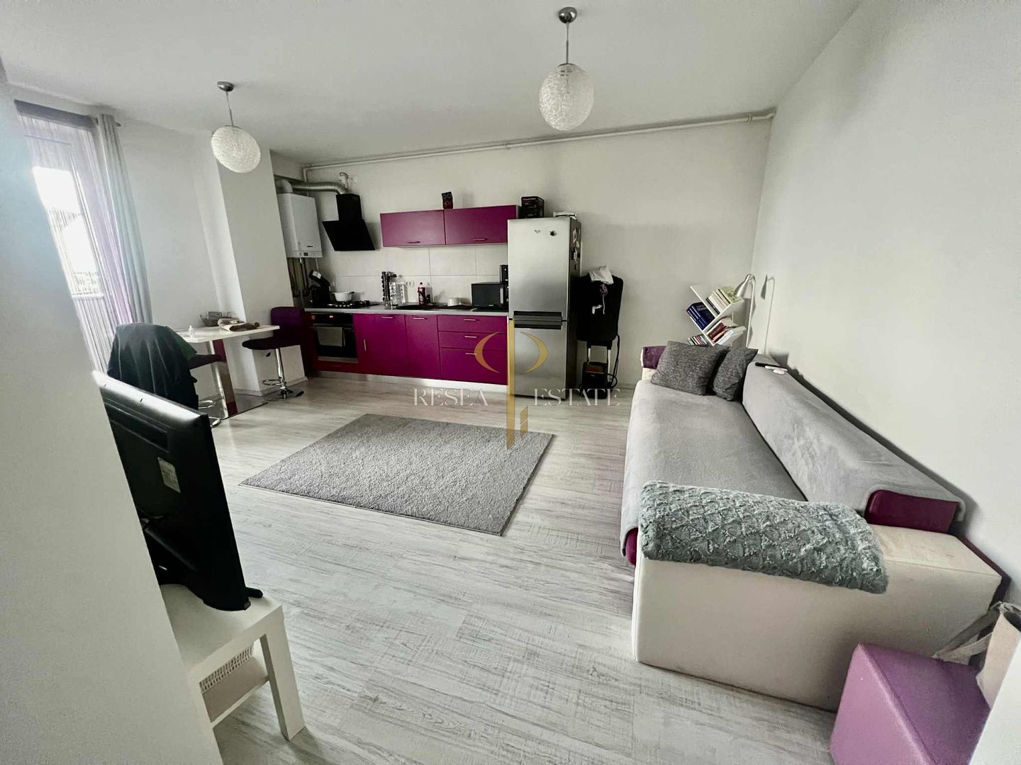 De inchiriat apartament 2 camere - Poză 2