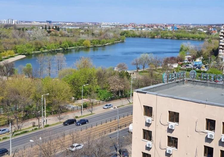 Închiriere Apartament cu 3 camere, vedere lac, Parc Plumbuita 🌳 - Poză 1