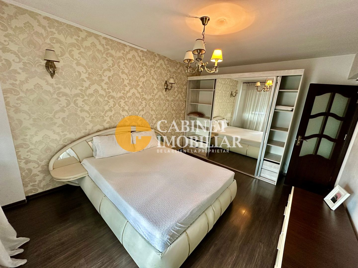 Pacurari- Apartament 2 Camere Decomandat -Bloc 1986 - Poză 2