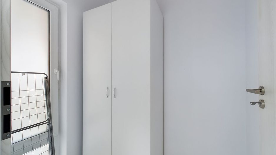 Apartament cu 8 locuri de parcare in Giroc - Poză 11