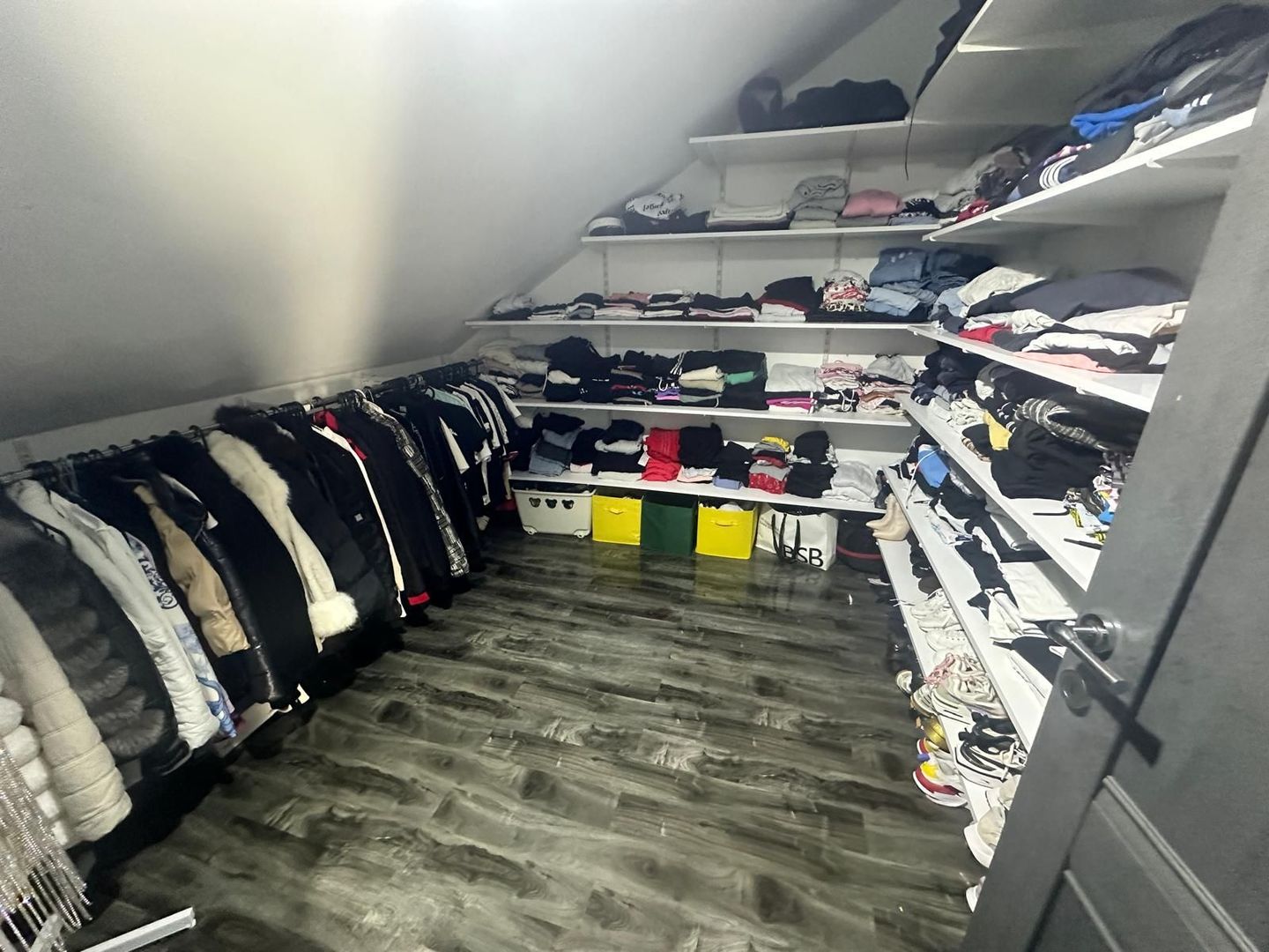 CASA INDIVIDUALA MOBILATA, TOATE UTILITATIE, CURTE 400 MP, COMISION 0% - Poză 19