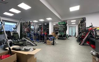 140 mp la Prelungirea Ghencea – Vitrină Stradală - Poză 1