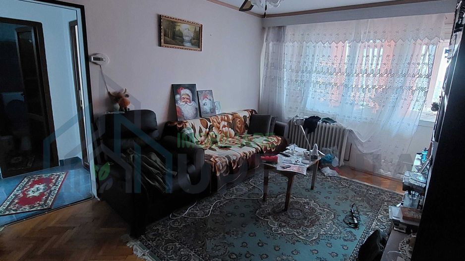 Apartament 2c Piața Nicolina - Poză 2