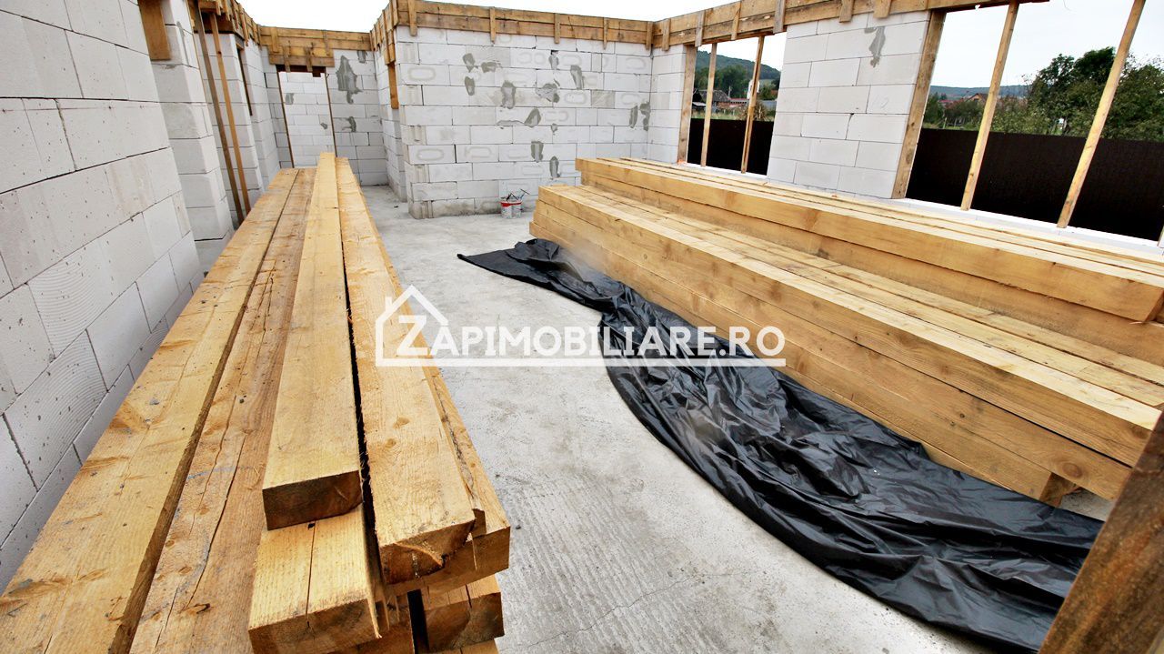 Casa 5 camere pe 1 nivel cu garaj si gard 176mp,1400mp teren - Poză 22