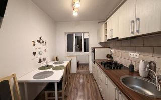 Apartament 3 camere Lipovei - Poză 2