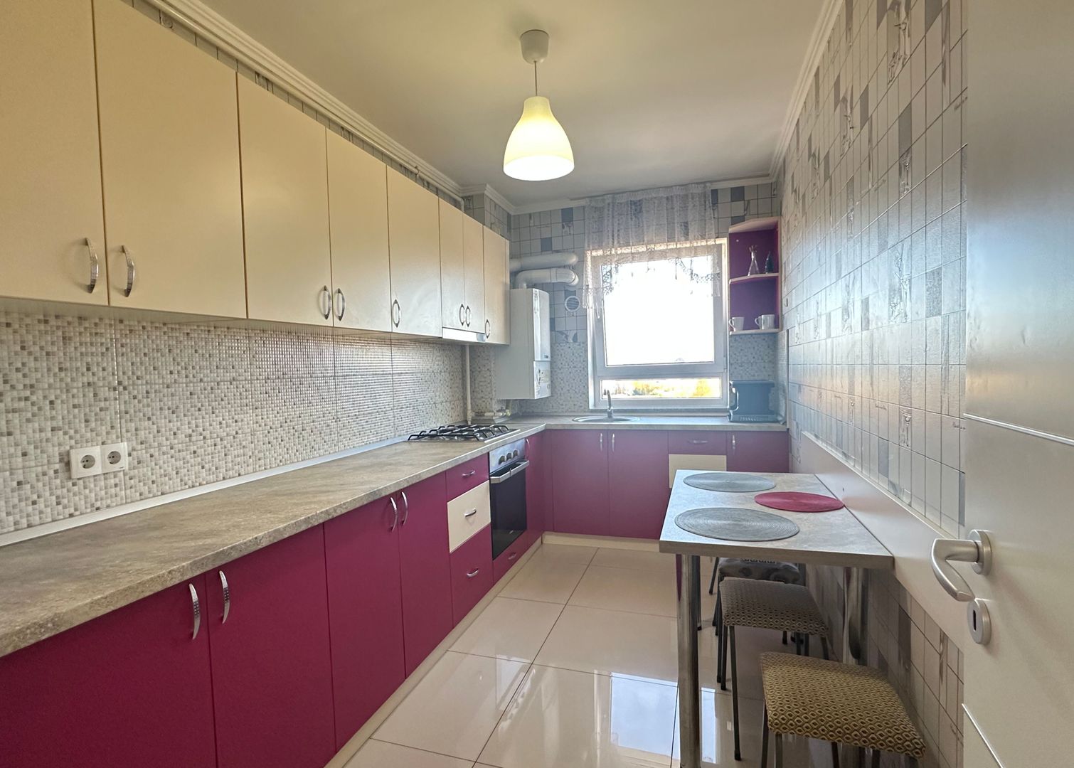 Apartament modern cu 2 camere și vedere spectaculoasă spre munți Avantgarden 3 - Poză 19
