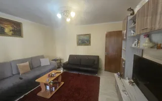Apartament 4 camere, etaj 1 – Exercițiu, lângă Poștă - Poză 20