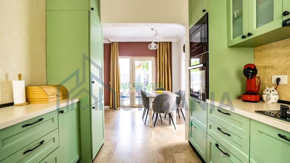 Casa tip duplex de vanzare pe strada Podisului, zona Platoul Insorit, Iasi - Poză 5
