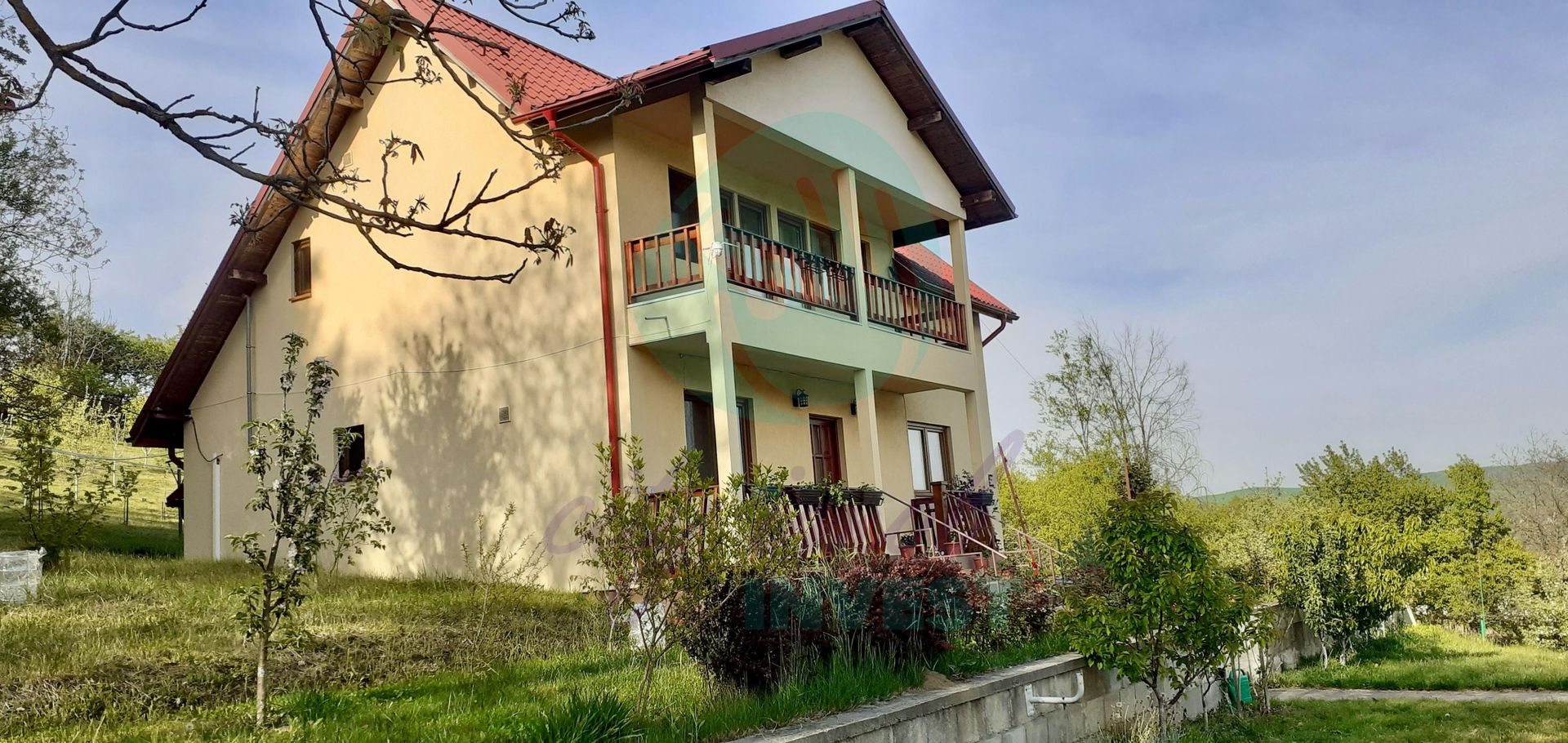Oază de liniște și confort la poalele pădurii – Casa ta de vis! - Poză 3