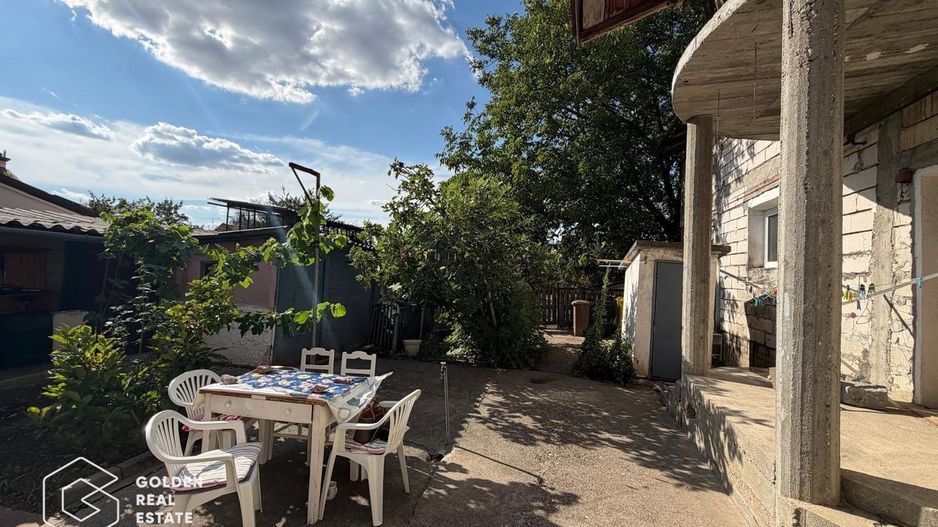 Casa cu doua corpuri de cladire in Gradiste - Poză 13