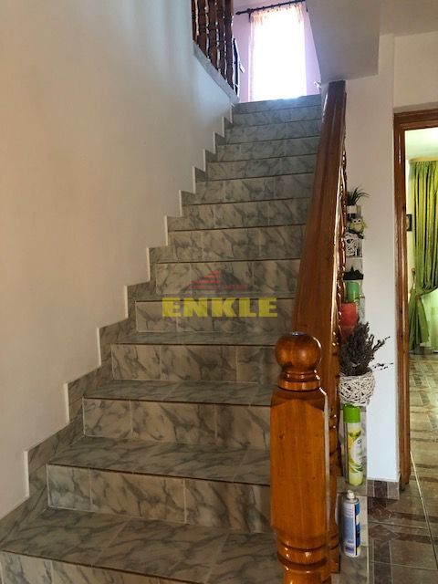 Casa cu etaj de vanzare, zona Manastirea Popauti - Poză 3