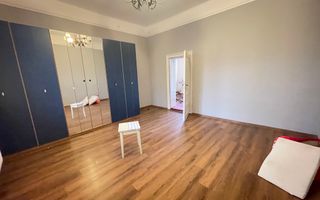 Casa de vanzare cu teren 572 mp si front generos 21 ml - Poză 14