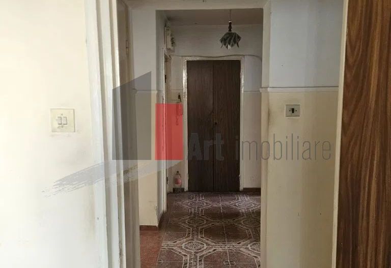 Apartament 3 camere Titan liceul Dante - Poză 5