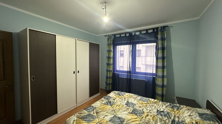 Apartament 3 camere | 70 mp | Etaj 3/4 | Centrala proprie - Poză 2