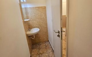 🏢 Spațiu de birouri – 5 camere, 3 băi – Mansardă vilă, Central - Poză 21