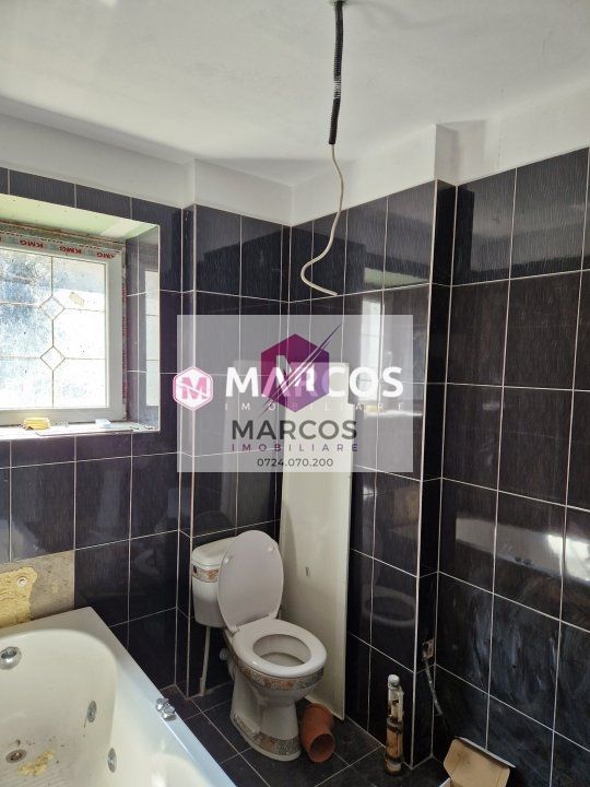 Apartament 2 camere la casa, curte comuna, Lendt, ID 986 - Poză 2