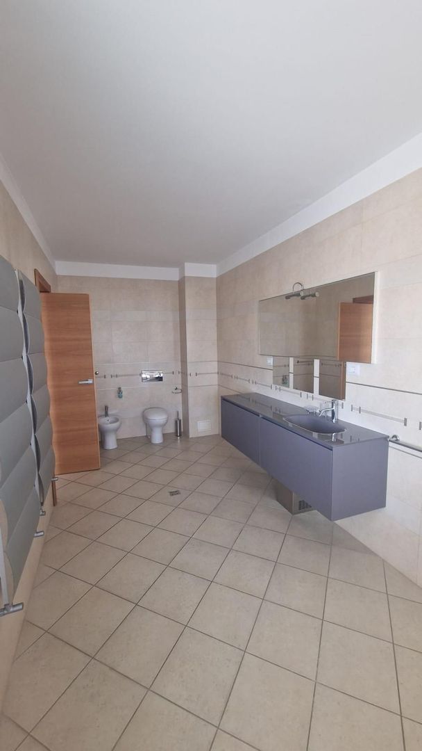 VILA CU PISCINA| DE INCHIRIAT | PIPERA | EROU IANCU NICOLAE - Poză 14