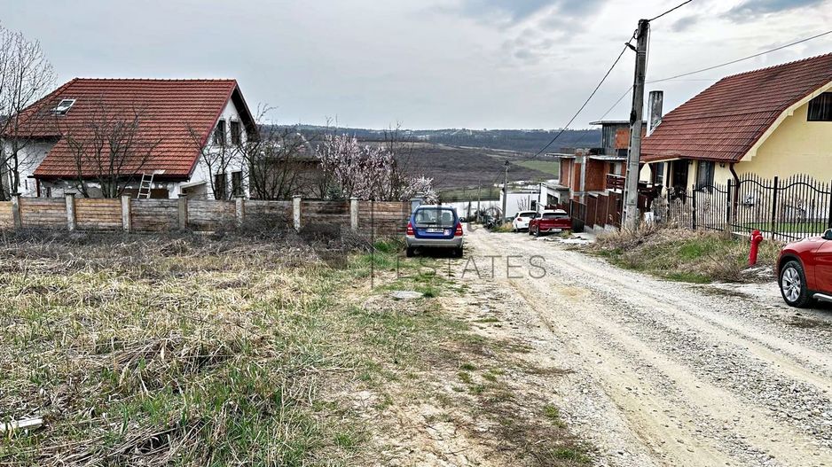 Teren Paleu cu vedere spre panoramică spre lac - Poză 1