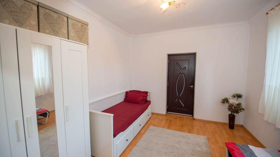 Apartament cu 2 camere de vanzare Metrou Grivita Strada Stefan Stoika - Poză 2