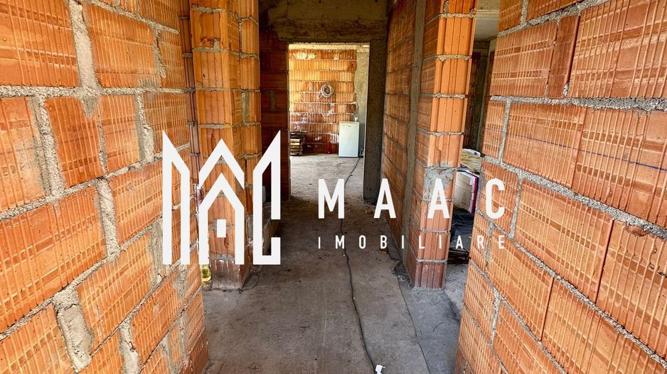 Casă Tip Duplex | 4 Camere | 2 Balcoane | Terasă | Șura Mică - Poză 2