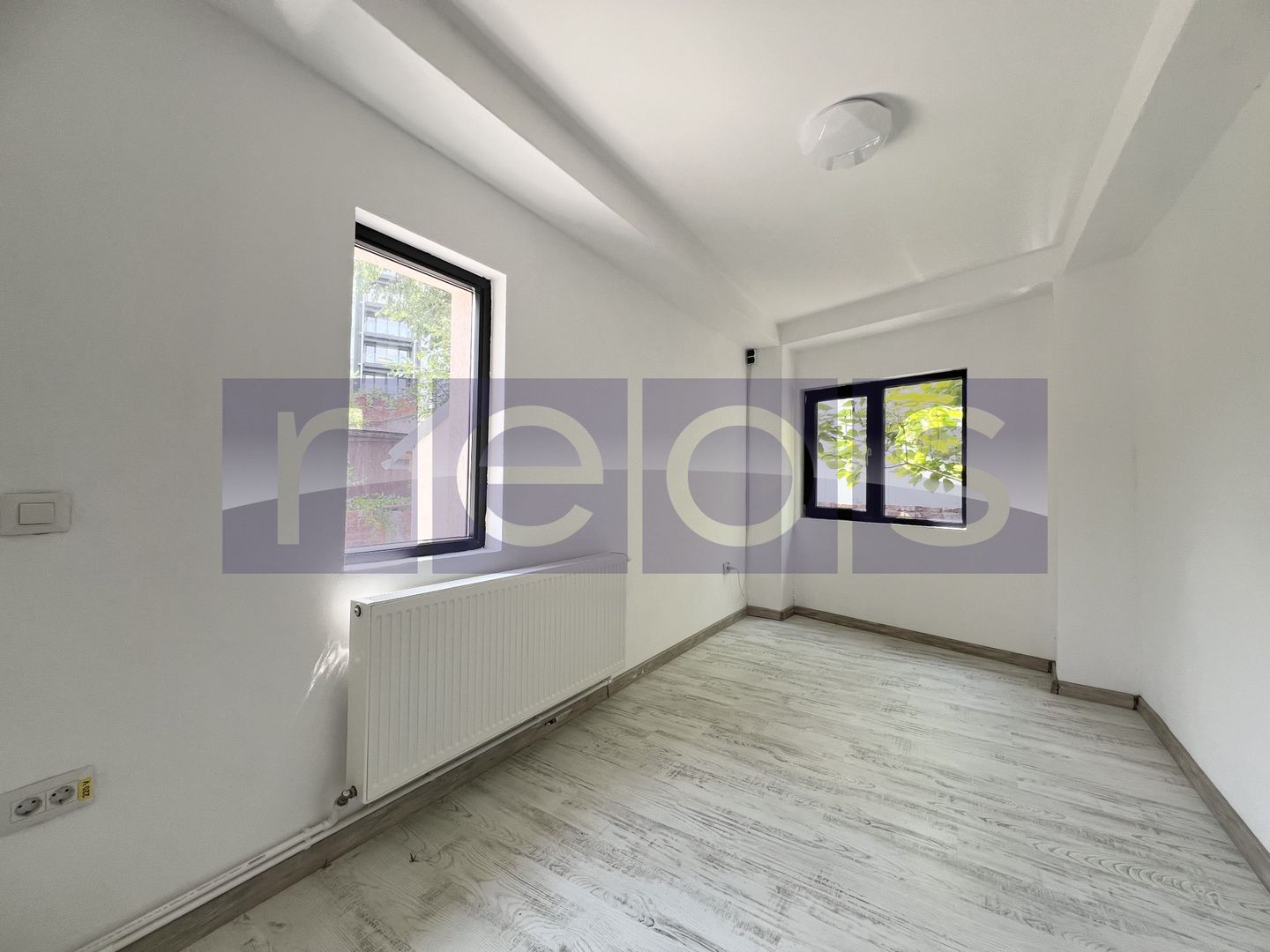INCHIRIERE VILA BUZESTI | 200 MP UTIL | CURTE 130 MP | IDEAL REZIDENTA SAU FIRMA - Poză 6
