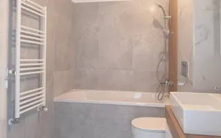 Un Apartament Pentru O Viață Bună  Coresi  2025 - Poză 28