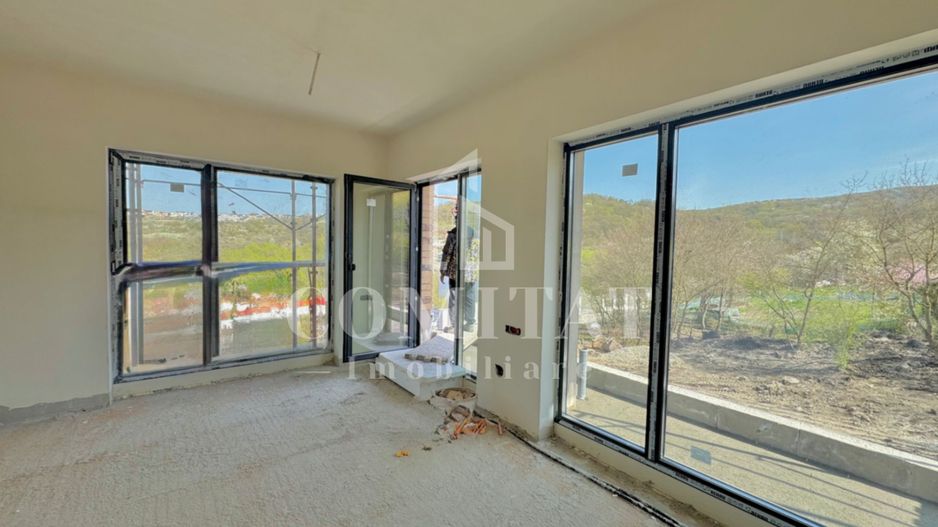 Apartament spectaculos cu 4 camere | 122 mp utili | Zona Câmpului - Poză 2