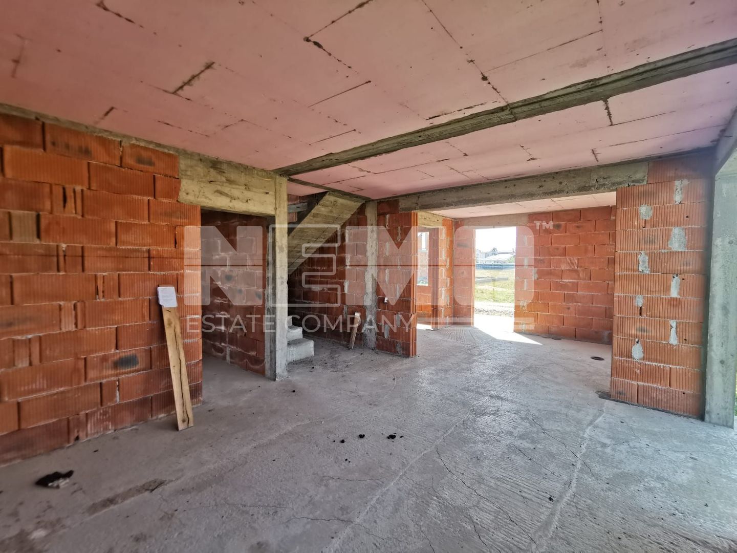 Casă la roșu | 144 mp utili + 7 ari teren | Frătăuții Vechi, Suceava - Poză 6