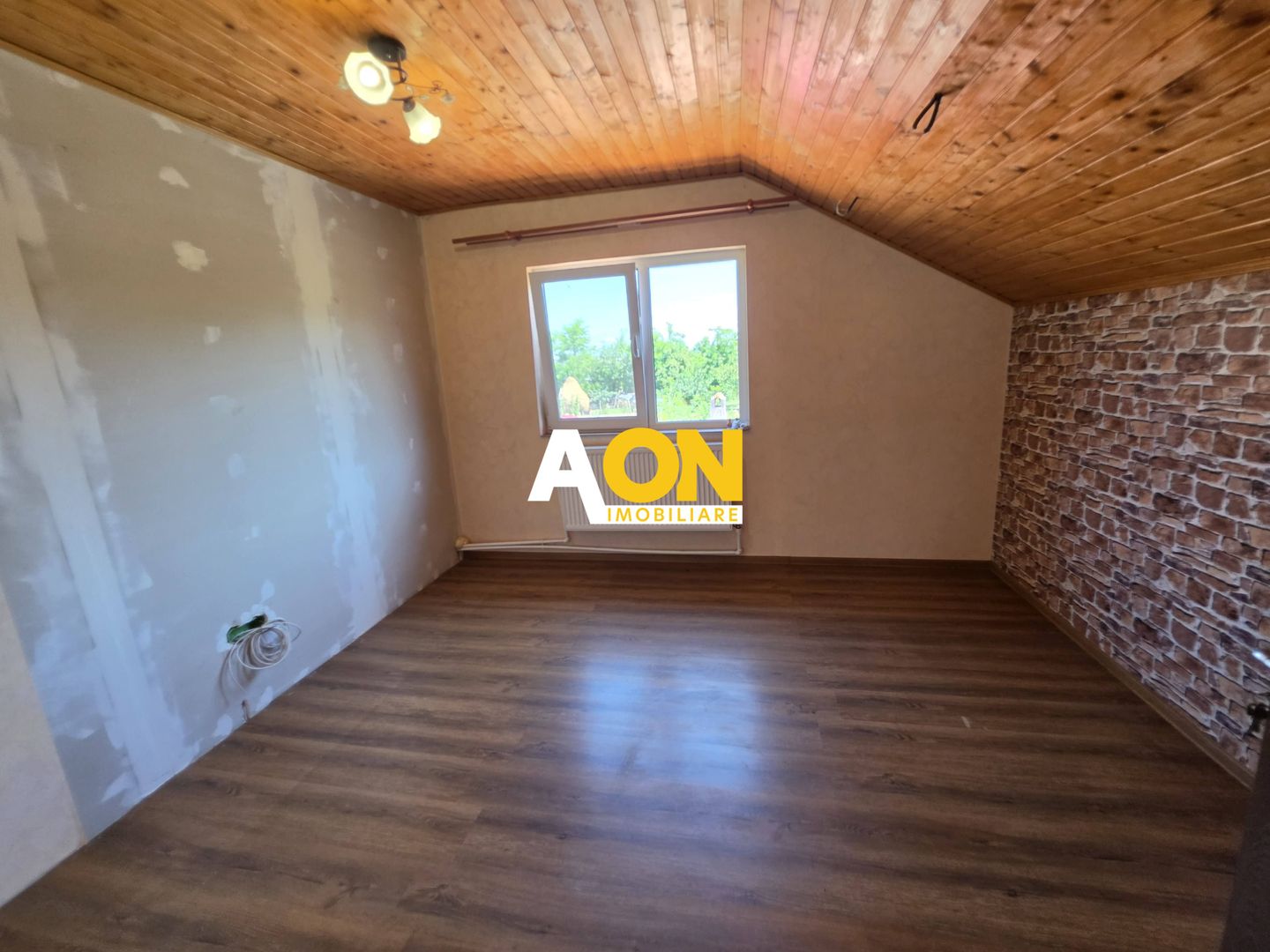 Casa 4 camere + anexe, 636 mp teren, la asfalt, Vințu de Jos - Poză 19