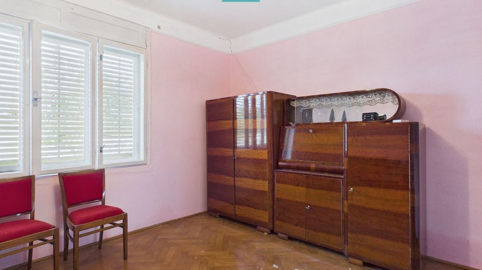 Casă cu teren generos, zonă centrală, Curtici - Poză 16