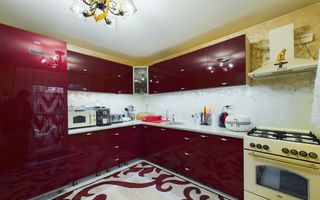 Casă / Vilă 5 camere + Mansarda Foarte Spatioasa - Poză 6