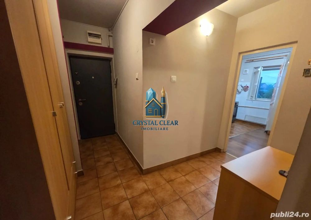 Apartament spațios cu 2 camere - zona Sântana de Mureș - Poză 4