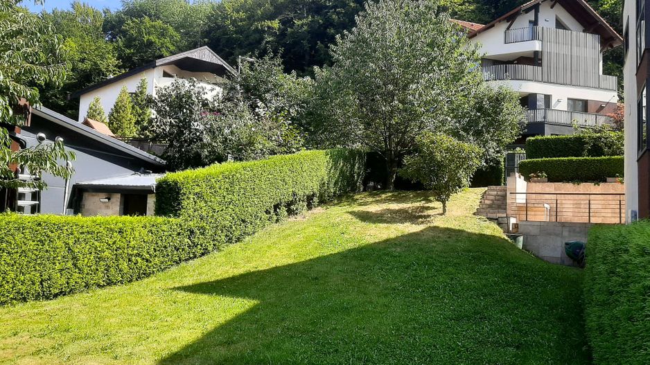 Vilă de lux cu vedere spectaculoasă spre Tâmpa  Green Valley zona Noua - Poză 48