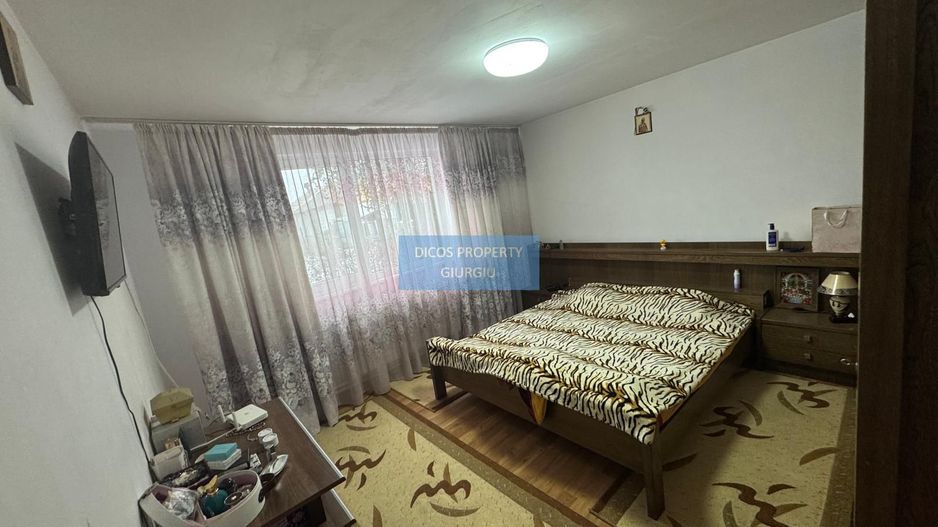 Casă cu mansardă și piscină de vânzare – Pictor Andreescu - Poză 10