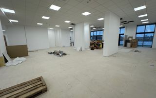 Spatiu comercial 425  mp / 12 locuri de PARCARE - Poză 9